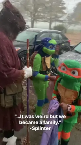 We couldn’t let a little snow prevent our Halloween training. 😉🐀🐢 #TMNT #idwcomics #mastersplinter #halloween #trickortreating #turtles #rat 