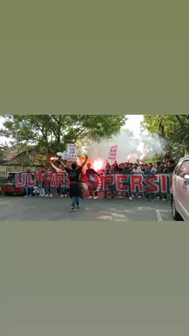#PERSIKAKARAWANG✊ 