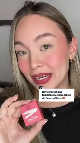 En el día a día utilizaría menos cantidad😅 pero hablemos de la pigmentación🫶🏻 #BeautyGlazed nunca me decepciona y la compro en @Trendy Maquillaje ❣️ #makeup #maquillaje #colombia #blush #rubor #lips #cheecks #labial #review #recomendacion #probandoproductos #honestreview 
