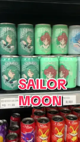 mostrando refrigerante de sailor moon! 🌙 e também de Pokémon  . 🛒 Supermercado Amigos 📍Av. Liberdade, 631 . #chines #mandarim #idioma #sailormoon #pokemon 