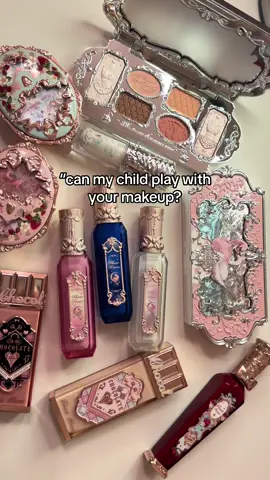 neverrr #fyp #flowerknows #flowerknowsmakeup #makeup #chinesemakeup 