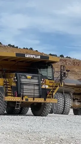 Caterpillar 992K Wheel Loader Loading Caterpillar 777F Dumpers Follow us for more! Don't miss our amazing videos with excavators on our YouTube Channel https://www.youtube.com/channel/UCeEjzibJG6myFaFJ0stfKUg?sub_confirmation=1