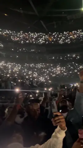 Asake Performing Arena London 🎭🏴󠁧󠁢󠁥󠁮󠁧󠁿 #Trending #London #londonlife #Lifestyle #Travel #traveling #travellife #Places #Dreams #Foryou #Foryoupage #foryoupageofficiall #dontdeletemyvideo 