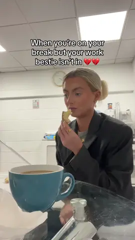 Why does sitting alone on your break make you feel SO sorry for yourself ?!!? 🤣🤣🤣🤣 #worktok #lunch #workbestie #coffee #fypシ 