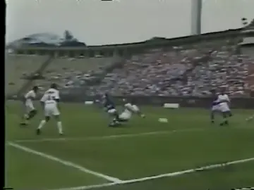 02/11/1995 São Paulo/SP 0 (1)x(4) 1 @Cruzeiro  Gol: Dinei Copa Ouro da Conmebol #PáginasHeróicasImortais #cruzeiro #palestraitalia #maiordeminas #Dinei #sãopaulo #CopaOuro #1995year #Historia #cruzeirofenomenal #game168 #futebol #Soccer #calcio #Futbol #football #fussball ＃足球 #축구 #ποδόσφαιρο #フットボール #футбол