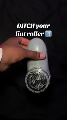 we love robots🧑🏾‍🎤🦾 Lint remover from @Burlan  #fy #foryou #trendy #amazon #fashionhacks #musthaveproducts #lintremover #congolesetiktok 