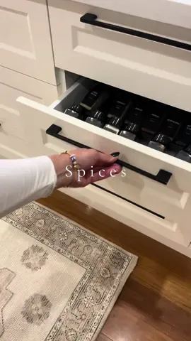 Spice drawer clean 🫧🖤  #spice #spices #spicedrawer #spicedrawerorganization #organizedhome #organization #organizingtiktok #organizing #organised #organisedhome #organisedmum #organisedhomes #spicedrawer #spicejars #spicejar #blackaesthetic #fyp #foryoupage #viral #amazon #amazonmusthaves #amazonprime #amazonhome 