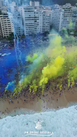 fans de la boca jr copando #bocajuniors #boca #bocajuniorsoficial #riodejaneiro #errejota #riodejaneiroinstagram #riodejaneirocity #rio #argentinos #copalibertadores #camisa12 #carioca #final #gloriaeterna #oficialrio #021 #rjrepost #vejario #noticias #futebol #hermanos #vemprorio #mundial #paisdofutebol #tvargentina #tntsport #globosporte #espn #riquelme #maradona #obssesion #bamos #pelacopa #copacabanapalace #quiosqueloshermanos #futebolarte #torcidasorganizadas #paz #elunicogrande #12 #cabj #labonboneira #la12presente 