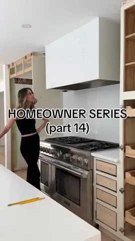 KITCHENNNN 💭💭💭 #homeownerseries #homeownership #newhome #kitchenremodel #kitchenrenovation #kitchenreno 