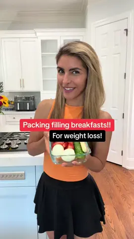 Easy breakfast that requires minimal cooking! 💁🏻‍♀️🥚🍓 If you are looking for a simple, delicious, and nutritious breakfast, this is it! Add the ingredients to your grocery list and make this easy lunch for work next week. 🥒 I’m the queen of easy meals for weight loss! If you want to see more easy meals comment the word “easy” below! #breakfastideasforweightloss  #lowcarbrecipes #nocookmeals #nutritiontip #nutritioncoaching #weightlossupport #weightlossresults #weightlosscoach #weightlossmadeeasy #healthyfoodideas #naturalweightloss #womenonthego #nocookmeals #lunchboxideas #fillingbreakfast #fillingmealsforweightloss #volumeeatingforweightloss #packingmeals #fillingbreakfastforweightloss 
