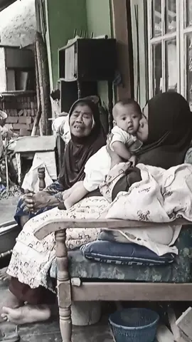 #nenek  kasih nenek&uyut sepanjang hayat