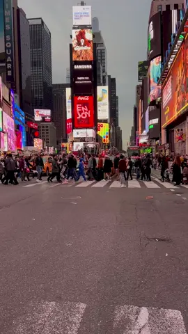 Times Square in New York City ✨ #nyc #newyork #newyorkcity #manhattan #fyp #foryou #foryoupage #foryourpage #travel #Love #bigapple #concretejungle #timessquare #timessquarenyc #timessquare 