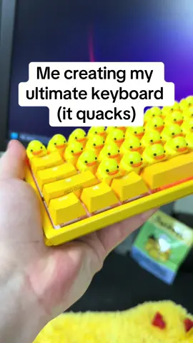 This is the ULTIMATE keyboard… it quacks when you type also 🤣  #keyboard #keycaps #gaming 