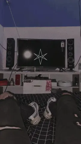 #CapCut oalah shittttt ☂️ #darkside #m #bmth 