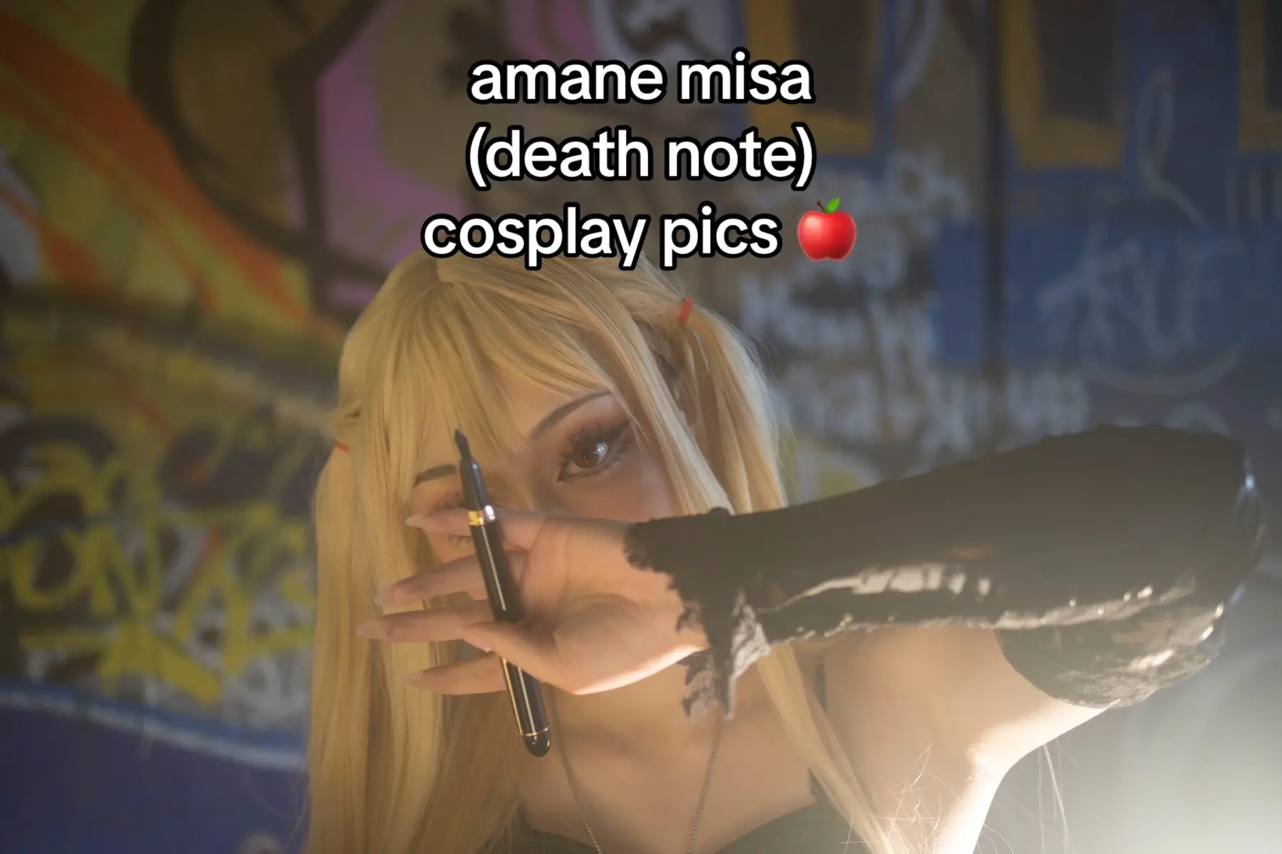 hi hey what’s ur name?? #misaamane #amanemisa #misacosplay #deathnotecosplay #cosplayphotography 