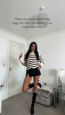 I love being a leggy brunette x #leggy #tallgirl #fyp 