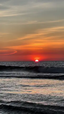 #sunset #beach #waves #bolinaopangasinan #patarbeach #fyp #relaxingvideos 