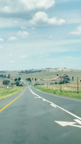 Heading to #lesotho … This is Western Cape , South Africa. #lesothotiktok #maseru #maserutiktok #lesothotiktok🇱🇸🇱🇸🇱🇸 #lesothotiktok🇱🇸 ##westerncape #westerncapesouthafrica #southafrica #satiktok🇿🇦 #southafricantiktok #kenyantiktokers #kenya #nairobi #nairobitiktokers #tanzania🇹🇿 #zambia #botswana #lusaka #gaborone #pretoriatiktok #johannesburg #johanesburgtiktok #bloemfontein 