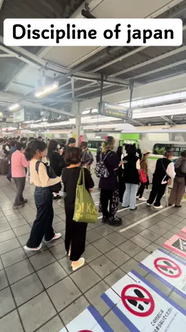 Check the discipline of japanese🫡❤️#discipline #respect #japan #train #keisei #feature #foryou #viralvideo #japanese 