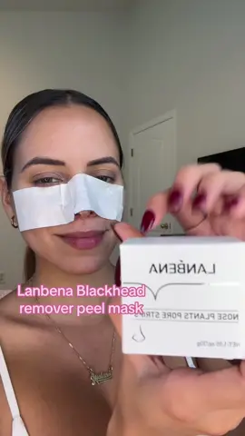 ✅Coloca la crema en donde tengas puntos negros, luego el papel que trae la cajita y deja secar por 10 min y retira!! 🫶🫶 #lanbena#lanbenaproducts#lanbenamask#blackheadremover#skincare#tiktokshop#shopping#viral#fyp#foryou#tiktok#productoviral 