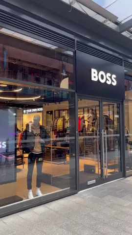 Join @BOSS for the opening of their new store at London Designer Outlet. Visit and shop the latest FW23 collection and receive a gift with your purchase* and be in with the chance to win a £500 shopping spree when you sign up to the Hugo Boss Experience. 📍 Find BOSS on the First Floor *While stocks last. #NewStore #BOSS #BOSSStore #BeYourOwnBoss #WembleyPark #LDO #DecadeOfLDO