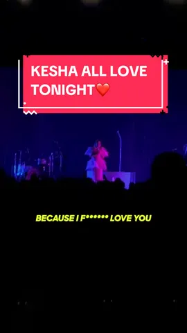 #Kesha with touching mesage to her fans during her show in Toronto❤️