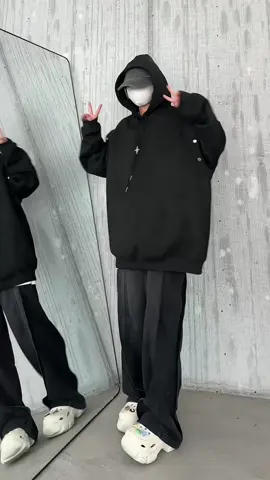 Áo hoodie 2in1 độc lạ cực cuốn cho AE ❤️‍🔥 #TikTokFashion #aohoodie #hoodie2in1 #xh #style #reviewlamdep 