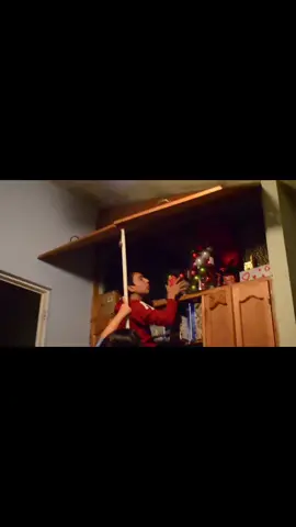 solo para recordarles que ya tenemos que empezar a bajar las esferas 🤣🤣🤣