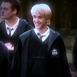 #TOMFELTON - Draco might be evil but Tom isn't, look at his smile, he's so cute 🥺🤍 || turns out I've never edited those behind the scenes || #dracomalfoy #dracotok #hptok #t22felton #thomasandrewfelton #felton #tomtok #22tfltn #fyp 