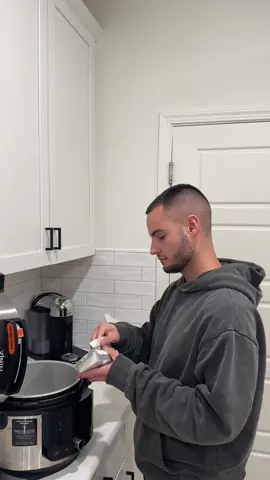 Don’t come for my meal, at least I cooked 🤣 #singledad #singledadlife #everythingdad #singleparenting #fyp #nighttimeroutine #routine #singlemomlife #fy 