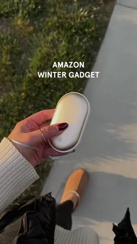 Where my cold winter girlies at? 🥶 On my SF under “tech & gadgets”! #amazon #amazonfinds #founditonamazon #wintermusthaves 