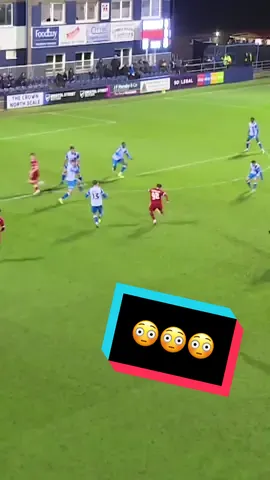 Musiałowski with a wonderstrike for the U21s 😳 #LFC #Liverpool