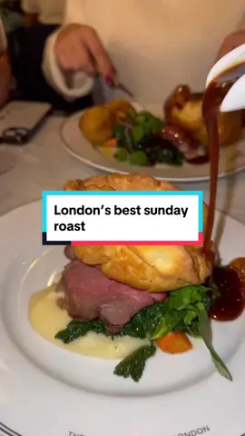 POV you’ve finally found the best sunday roast in London #sundayroast #sundayroastlondon ##londonrestaurants #visitlondon #royalexchange #thingstodoinlondon 