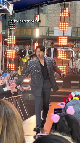 HE IS UNREAL #greenscreenvideo #jungkooktodayshow #jungkook #jungkookfancam #jungkooknewyork #jkontoday #jungkooksoundcheck #jungkookbts #jungkookinnewyork #jungkooklive #jungkookconcert 