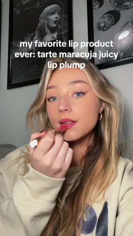 cant live w/o it! #tartemaracujajuicylip #tartemaracuja #tarte #tartecosmetics #lips #tartemaracuja 