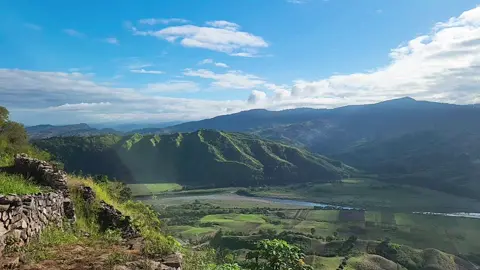 Life hurts, Nature heals  ⛰️🍃 #fypシ #nature #beautynature #mountains #quirinoprovince #scenicview #cagayanvalley 
