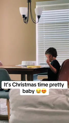 He was getting INTO IT #1mincomedy #christmastime🎄 #familytok #funnykids #kidssaythedarnestthings #foryoupage #kidhumor #funnykidsoftiktok #tiktok4fun 
