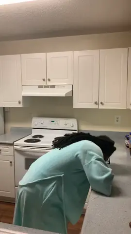 Wen you takin to long to bake a cake 😂      #fyp #comdmemes 