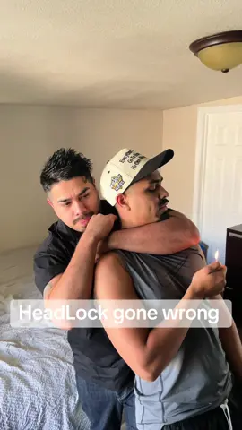 This foo @JAE_LU was tryna turn me into carne asada 🤦🏻‍♂️🤦🏻‍♂️ #headlockescape #headlockdefense #selfdefense #StruggleMade #JaeLu #carneasada 