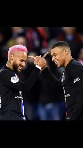 #fotoğrafakımı #CapCut #keşfetbeniöneçıkar #neymar #mbappe 