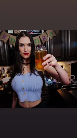 What's the weirdest beverage you've ever drank? Yes, you need to have tasted it, or else it doesn't count 🤢 #PiperBlush #Weird #Cocktail #Beverage #Drink #Thursday #Bar 