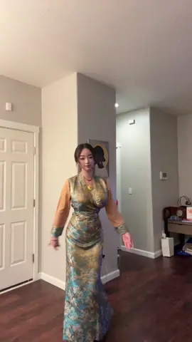 #tibetanboyparis #dance #tiktok #tibetansong #tik_tok #gorshey #tibetangirl❤️ 