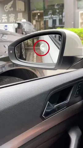 89% of people don’t know how to adjust their rearview mirrors!#tiktok #howto #cartok #car #automotive #driving #skills #knowledge #fyp #tips #carsoftiktok #foryou #fpy 