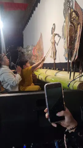 ajar kendel ganteng,, dek adeka.. @DALANG KANGKO ASLI  @DWIJO LARAS INDONESIA  @Bathara Bangjo  #budaya #wayang #kesenian 