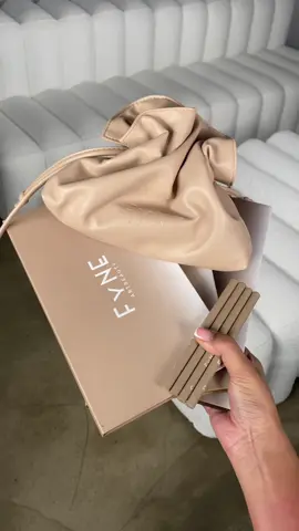 Brushes! Pallets! Eyeliners! Have you shopped our new arrivals? 🤎✨ #fynecosmetics #eyeshadowpalette #makeup #fyneeyeshadowpallet #fynebrushset #blackfriday #foreverfyneliners 
