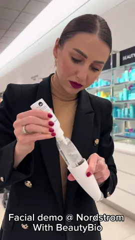 Extract. Infuse. Clarify ✅ With @beautybio tool you can have glow skin & clean pores all time. Just have every week your home spa session at home  #Perk #hyrdafacial #nordstrom #facialtreatment #deepcleaningfacial #esth 