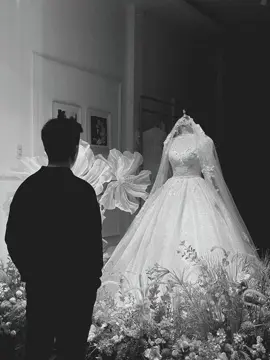 Trend chụp ảnh 1 mình cùng váy cưới 🤣