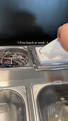 Free lunch at work ,  this is what started everything my free lunch at work when i used to work at ikea 🤭 #lunch #lunchtime #food #foodtiktok #deliciousfood #viralfood #delicious #lunchtok #Foodie #FoodTok #freefood 