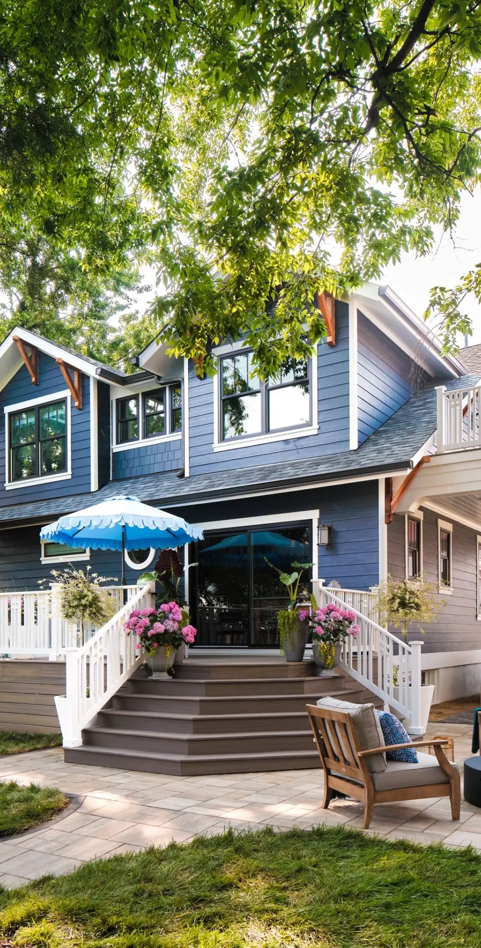 ❗CURB APPEAL ALERT❗ We transformed this tired craftsman into a show-stopping bungalow ... that you could win! 🤩 Enter for a chance to win HGTV Urban Oasis 2023 in Louisville, KY (an $850K grand prize!) today. >> hg.tv/urban No purchase necessary. Ends 11/21. See hg.tv/UO for rules. #HGTVUrbanOasis #beforeandafter #homerenovation 