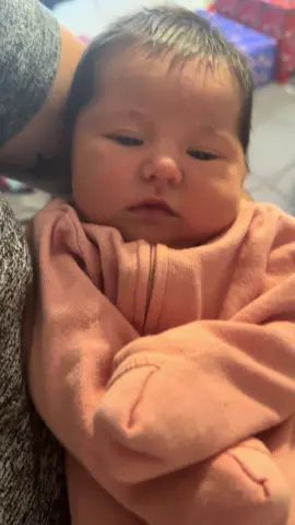 Newborn baby sneezes #fypシ #fypage #fyppppppppppppppppppppppp #fypdong #fypagechallenge #fypシ゚viral #fyp #fypp #fypgakni #pretty #Love #baby #newborn 